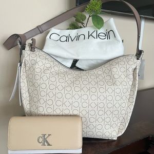 Gorgeous Calvin Klein Purse and Wallet.